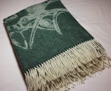 Pleed Zelandia,LUX 140x200 cm, 300 g/m2, 100% Uus-Meremaa vill, 80-3366 DARK FOREST.Põder